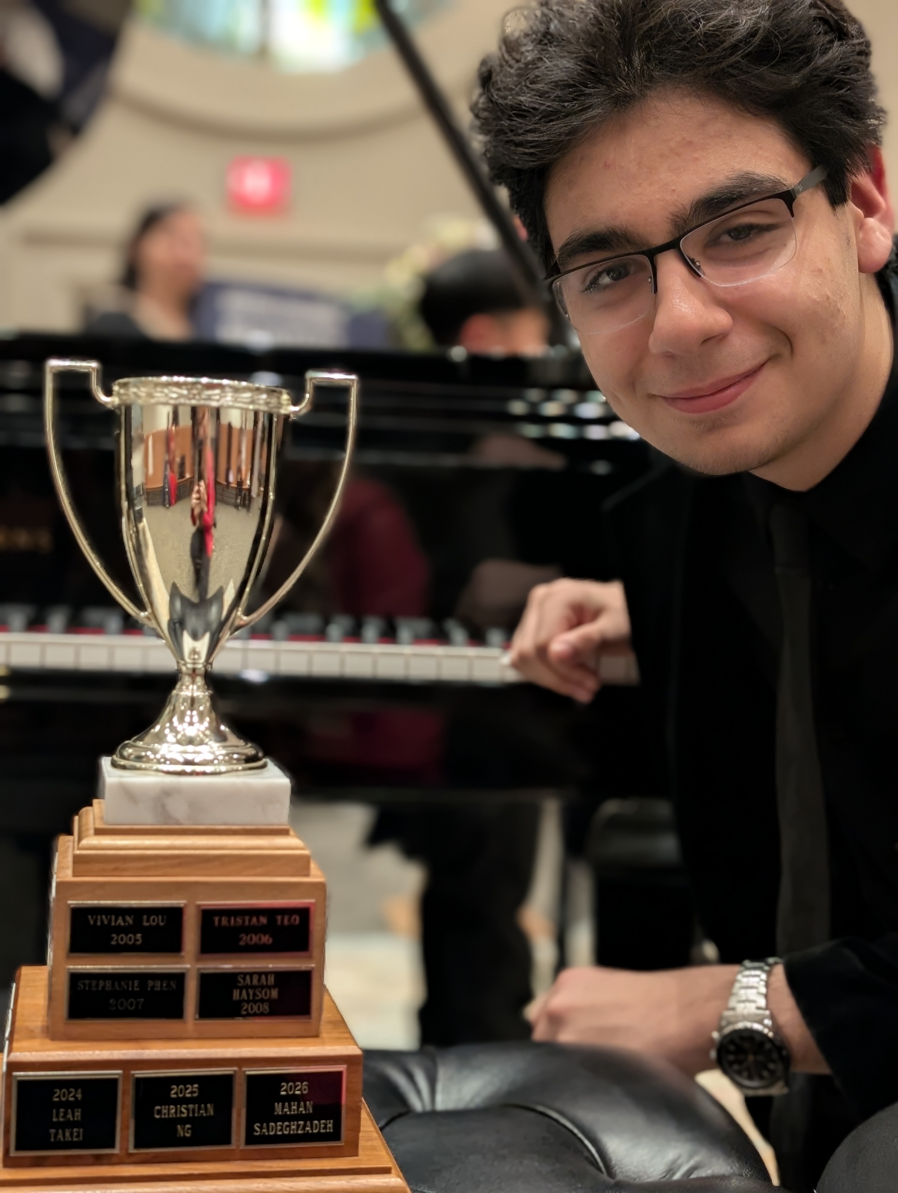 Mahan with NSMF trophy 2026